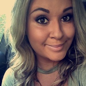 Meet your Posher, Savanah